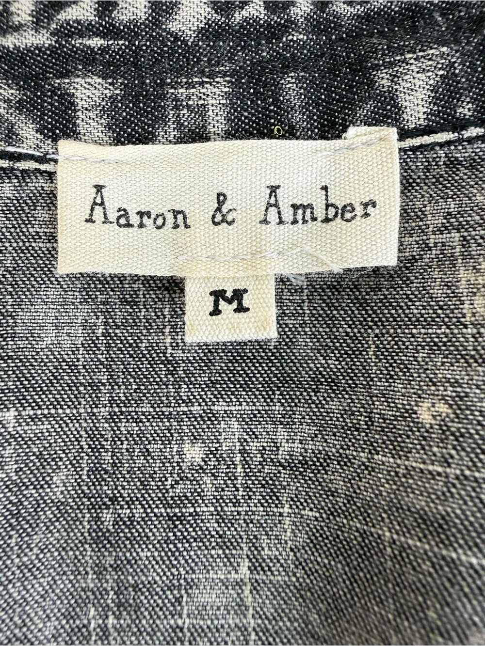 Aaron & Amber Acid Washed Ruffle Denim Jean Button Down Shirt Blouse Medium - Picture 9 of 15